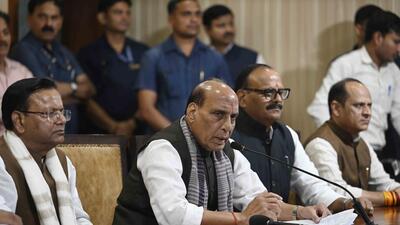 Defence minister Rajnath Singh addresses a press conference at the BJP office in Lucknow on Friday. (Deepak Gupta/HT) Defence minister Rajnath Singh addresses a press conference at the BJP office in Lucknow on Friday. (Deepak Gupta/HT)