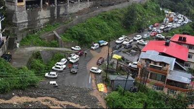 Maximum temperatures remained normal across Himachal on Friday, a day after most weather stations recorded below-normal temperatures. (HT Photo for representation) Maximum temperatures remained normal across Himachal on Friday, a day after most weather stations recorded below-normal temperatures. (HT Photo for representation)