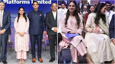 Isha Ambani and Shloka Mehta showcased the appeal of simple ethnic dressing at the Jio IPO announcement.