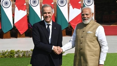Prime Minister Narendra Modi shakes hands with his Canadian counterpart, Mark Carney, at Hyderabad House in New Delhi. (HT File Photo)