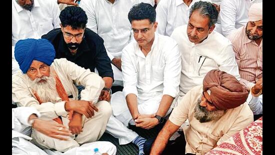 Pilot’s visit was part of Congress’ five-day yatra across the state to meet families of victims of gang violence and highlight their demand for justice. (HT)