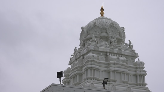 A mass-shooting plot at the Sri Venkateswara Swami (Balaji) Temple in Aurora, Illinois was foiled. (AP )