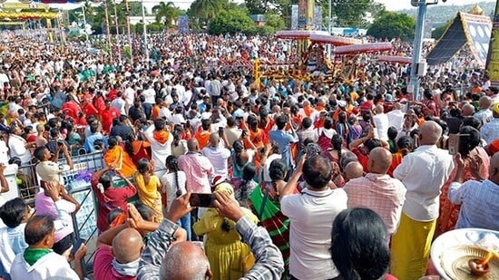 మోహినీ అలంకారంలో జగన్మోహనాకారుడిగా శ్రీ మలయప్పస్వామి