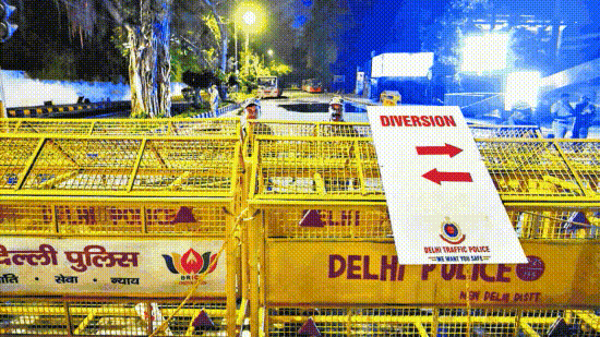 The local police deployment will be in addition to around 26,000 personnel of the Central Armed Police Forces (CAPFs) stationed in the Capital. (HT Photo/ PTI/ ANI)