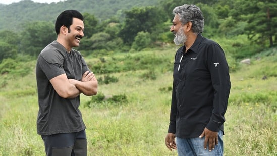 SS Rajamouli: నీలోని కుంభను నిద్ర లేపదలచుకోలేదు.. హ్యాపీ బర్త్డే పృథ్వీ: వారణాసి విలన్కు రాజమౌళి విషెస్