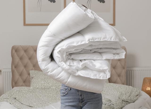 A mattress topper cannot fix a sagging mattress. (SHUTTERSTOCK) A mattress topper cannot fix a sagging mattress. (SHUTTERSTOCK)