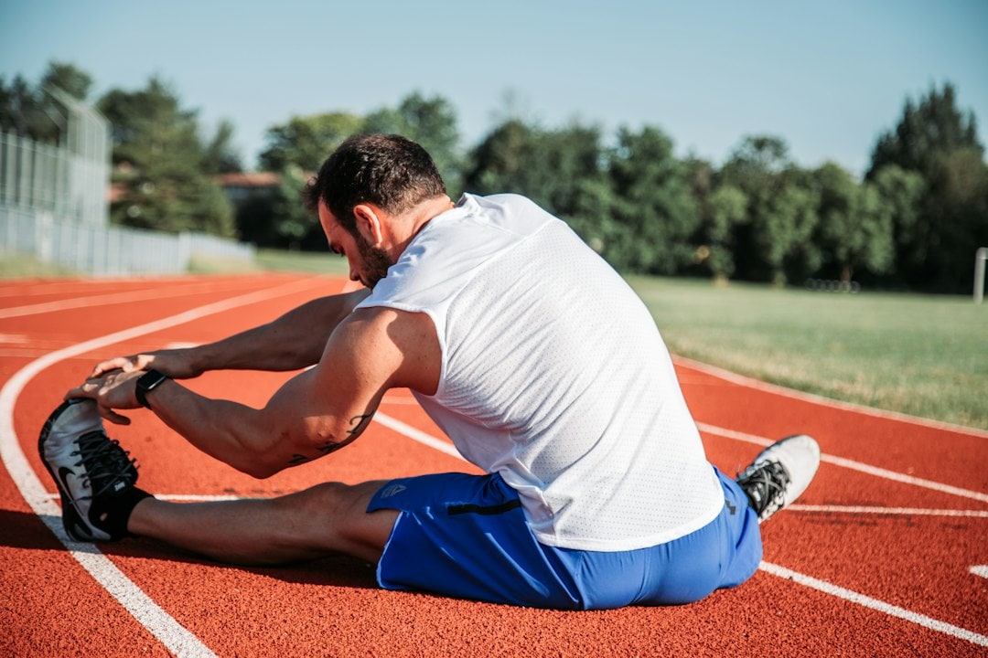 There's a difference between normal post-workout soreness and an injury. There's a difference between normal post-workout soreness and an injury.