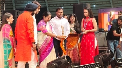 Dandiya festival brings festive cheer to Chhatrasal Stadium