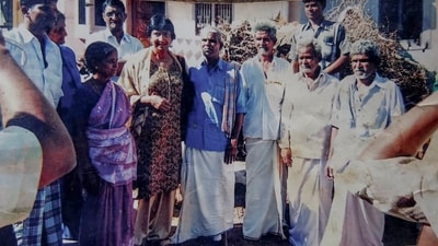 This 2007 photo shows Navanethem 'Navi' Pillay with her relatives during a visit to her ancestral home in Batlagundu near Dindigul, Tamil Nadu. (Handout via PTI Photo) This 2007 photo shows Navanethem 'Navi' Pillay with her relatives during a visit to her ancestral home in Batlagundu near Dindigul, Tamil Nadu. (Handout via PTI Photo)