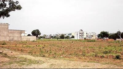 Villagers also questioned the transfer of 19 plots to GMADA in 2016 for road construction without their consent. (HT File) Villagers also questioned the transfer of 19 plots to GMADA in 2016 for road construction without their consent. (HT File)
