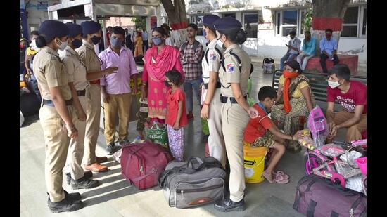 Crimes against women, control, and the railways