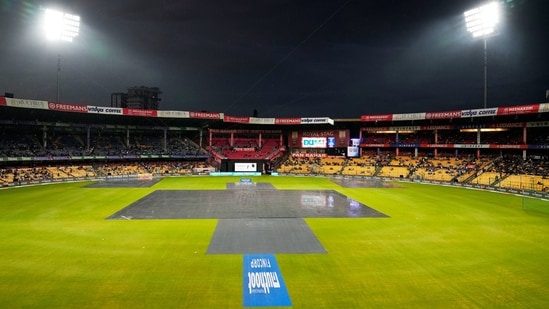 Rain has delayed the toss in Bengaluru for the 5th T20I Rain has delayed the toss in Bengaluru for the 5th T20I