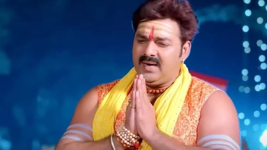 Bhojpuri actor Pawan Singh has been fined for failing to appear for a hearing.