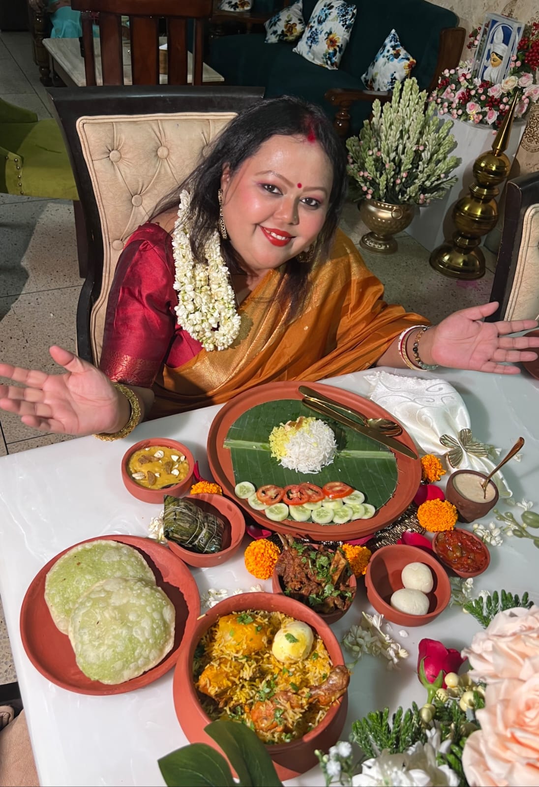 Home chef Susmita Guha Srivastava is pairing her Pujo menu with live renditions of Rabindra Sangeet, Bengali classics and Hindi songs from the 1990s.