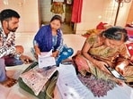 While the east Delhi camps saw relatively low turnout, around 30 people visited the camp in Pillanji Village, Sarojini Nagar, over two hours. (HT PHOTO)