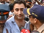 Mumbai Police detained actor Imran Khan among protesters at August Kranti Maidan during demonstrations supporting the Cockroach Janata Party (CJP) protest against Chief Election Commissioner Gyanesh Kumar. Several political parties and student organisations participated. Mumbai, India. Oct 10, 2026. (Photo by Raju Shinde/HT Photo) (Raju Shinde)