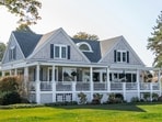 US home sellers offer mortgage rate buydowns and price cuts as high rates slow home sales.