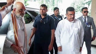 চোরবাগানের ভয়াবহ বিপর্যয়ের পরেই সতর্ক রাজ্য প্রশাসন। ((ANI Video Grab) চোরবাগানের ভয়াবহ বিপর্যয়ের পরেই সতর্ক রাজ্য প্রশাসন। ((ANI Video Grab)