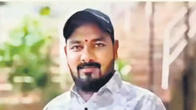 Cab driver stabbed to death after row over bike collision in Kalyan. Cab driver stabbed to death after row over bike collision in Kalyan.