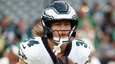 Carson Steele left the Eagles' game against Carolina with a shoulder injury, adding to Philadelphia's growing list of running back absences. (Photo by Isaiah Vazquez / GETTY IMAGES NORTH AMERICA / Getty Images via AFP) (Getty Images via AFP) Carson Steele left the Eagles' game against Carolina with a shoulder injury, adding to Philadelphia's growing list of running back absences. (Photo by Isaiah Vazquez / GETTY IMAGES NORTH AMERICA / Getty Images via AFP) (Getty Images via AFP)