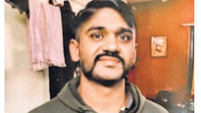 Prakash Pawar, a police constable posted at the Mira-Bhayandar, Vasai-Virar Police Commissionerate headquarters has been arrested for allegedly selling mephedrone in Bhayandar East. (Azim Tamboli) Prakash Pawar, a police constable posted at the Mira-Bhayandar, Vasai-Virar Police Commissionerate headquarters has been arrested for allegedly selling mephedrone in Bhayandar East. (Azim Tamboli)