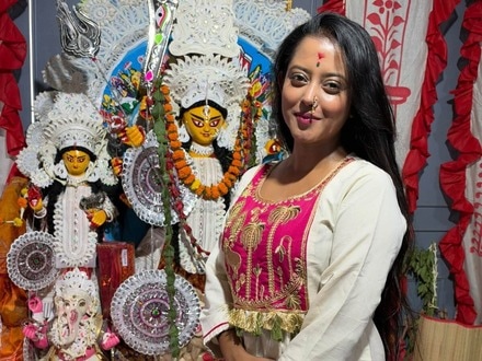 গতকালের দুর্ঘটনায় মন খারাপ শ্রুতির