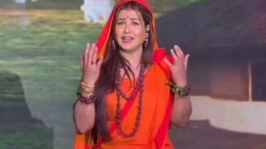 Shilpa Shinde portrayed Goddess Sita at a Delhi Ramlila. 