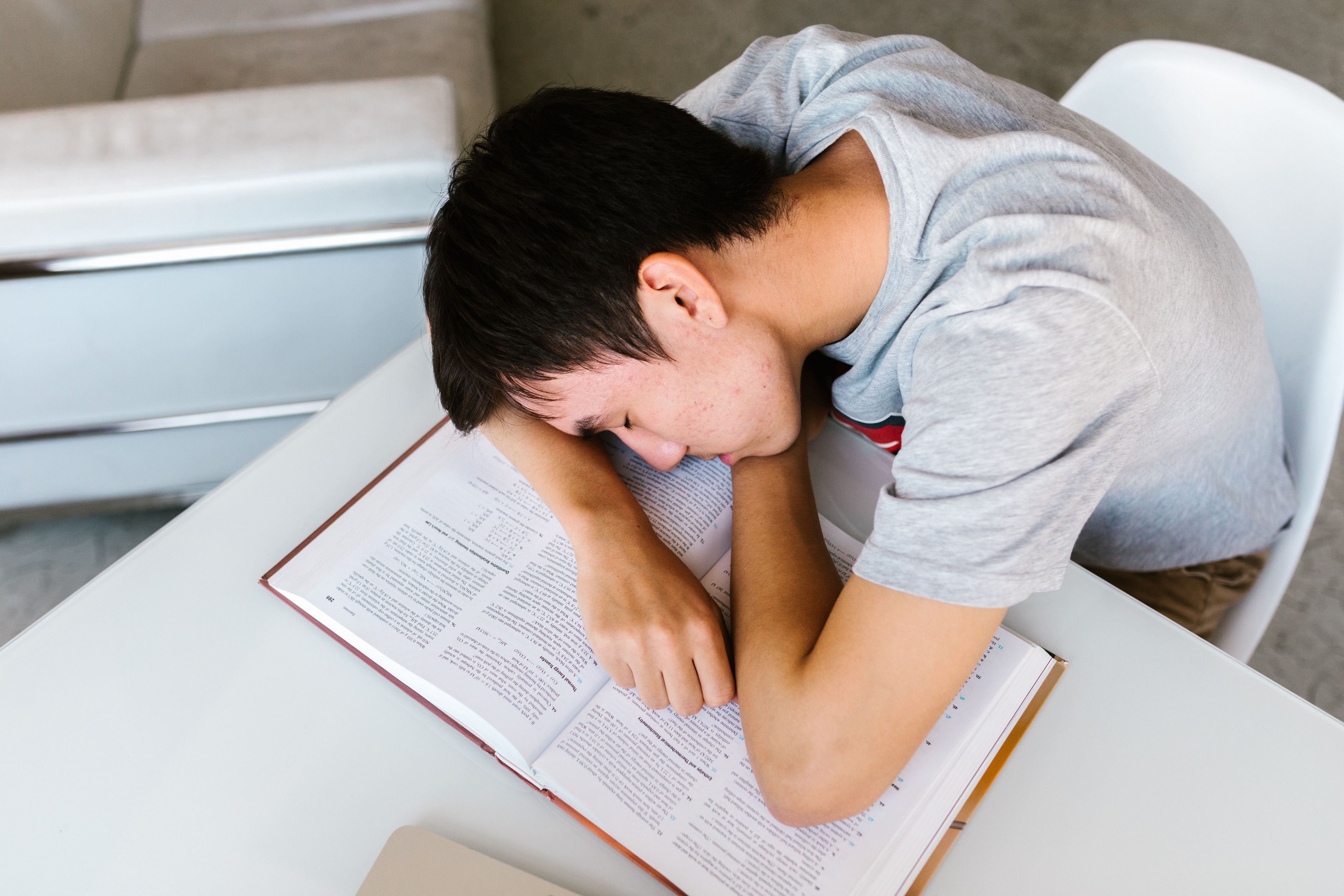 Procrastination can also be linked to how the brain values immediate rewards over future benefits. (Pexel) Procrastination can also be linked to how the brain values immediate rewards over future benefits. (Pexel)