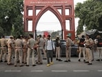 Police outside Jamia Millia Islamia on Wednesday. (Sanchit Khanna/HT Photo)