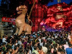 ফোরামের সিদ্ধান্ত অনুযায়ী, প্রতিটি পুজো মণ্ডপের প্রবেশপথে স্বেচ্ছাসেবক অথবা ক্লাবের দায়িত্বপ্রাপ্ত সদস্যকে উপস্থিত থাকতে হবে।