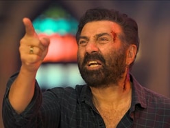డాక్టర్లు రాసేది మందులు కాదు కమిషన్లు, మెడికల్ మాఫియాపై విరుచుకుపడ్డ తండ్రి- అదిరిపోయిన సూర్యా టీజర్

