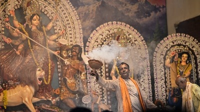 ধনু, মকর, কুম্ভ, মীনের মধ্যে আজ লাকি কারা! আজ দুর্গাপুজোয় ২০ অক্টোবর ২০২৬র রাশিফল রইল. (AP Photo/Mahmud Hossain Opu) (AP Photo/Mahmud Hossain Opu) ধনু, মকর, কুম্ভ, মীনের মধ্যে আজ লাকি কারা! আজ দুর্গাপুজোয় ২০ অক্টোবর ২০২৬র রাশিফল রইল. (AP Photo/Mahmud Hossain Opu) (AP Photo/Mahmud Hossain Opu)