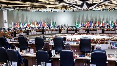 G20 leaders in South Africa in 2025 emphasized multilateralism amid a shifting global order, despite the absence of US representatives. (via REUTERS)