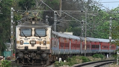 ప్రత్యేక రైళ్లు ప్రత్యేక రైళ్లు