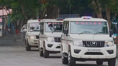 The woman took refuge with a group of tourists, who intervened and stopped the accused.