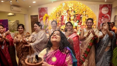 দুর্গাপুজো ২০২৬য় আগামিকাল নবমী কেমন কাটবে! ২০ অক্টোবর ২০২৬ রাশিফল দেখে নিন (PTI Photo)(PTI10_19_2026_000258A) (PTI) দুর্গাপুজো ২০২৬য় আগামিকাল নবমী কেমন কাটবে! ২০ অক্টোবর ২০২৬ রাশিফল দেখে নিন (PTI Photo)(PTI10_19_2026_000258A) (PTI)