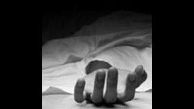 Police identified the victim family, originally from Lakhimpur Kheri, residing in Noida’s Salarpur area, located near Sector 81. (Representational image)