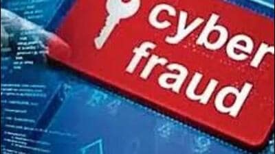 Victim threatened with a criminal case by accused posing as anti-terrorism squad members. (HT File)