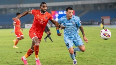 Punjab began with high-intensity pressing, and the match quickly turned into a physical contest.
