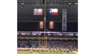 Technical Sergeant Ian Patterson died following a fall during a fast-rope demonstration at the Alamodome. (X@Oceanbreeze473) Technical Sergeant Ian Patterson died following a fall during a fast-rope demonstration at the Alamodome. (X@Oceanbreeze473)