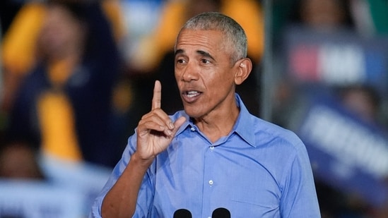 Barack Obama condemns probe into Ilhan Omar. 