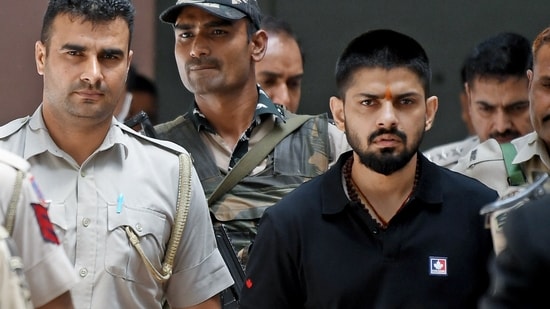 While the gang's link in the shooting has not been established by police officials, a post on social media surfaced shortly after the attack on Shroff, which threatened people working with Salman Khan.
