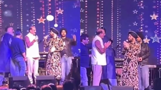 During the programme, the minister objected to the singer's performance. 
