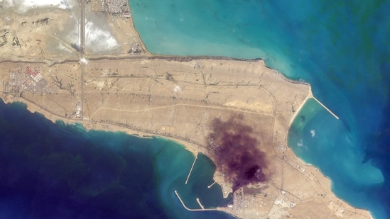 The US denied Iran’s claim that American forces struck Konarak naval base, as reports of casualties remain unverified.