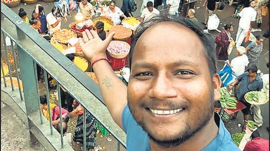Umesh Chauhan, was filming Tiger Shroff outside a Juhu football ground,