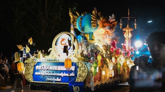 The annual Saijo festival features large floats decorated with sculptures representing flowers, birds and warriors.