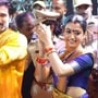 విరోష్ కెరీర్‌లో మైల్‌స్టోన్ మూవీగా రణబాలి- తెలంగాణ సాంప్రదాయాలు పాటించాలని రష్మికకు చెప్పిన విజయ్ దేవరకొండ

