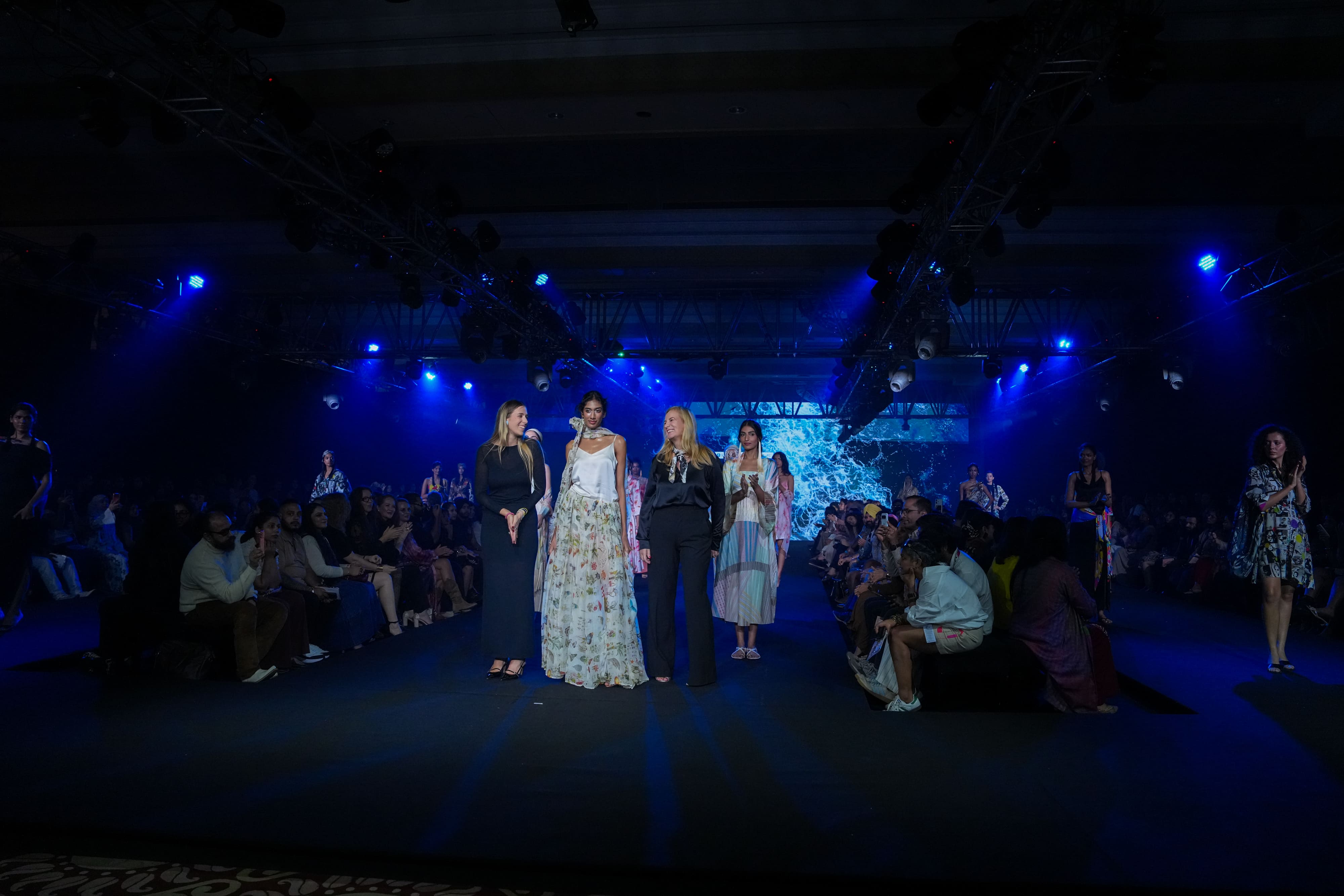 UnbreakIT’s Mila Stephan and Giorgia Both presented Dall’Alba alla Notte (From Dawn to Night) UnbreakIT’s Mila Stephan and Giorgia Both presented Dall’Alba alla Notte (From Dawn to Night)