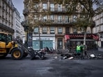 The riots let to thousands of businesses being affected, with public buildings including city halls targeted. 