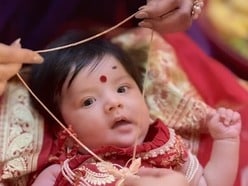 নবরাত্রির নবম দিনে কুমারী পুজো হল পূজার মেয়ের